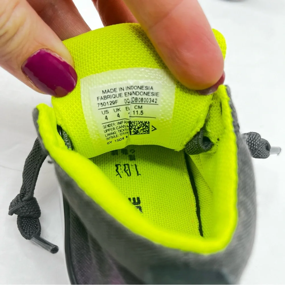 Chuck Taylor® Infant Size 4 Gray/Lime Green ShoesClassicBabyConverse Sneakers